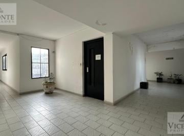 Departamento de 3 ambientes, Chascomús · Excelente Depto. 70 m². (2do. Contrafrente) Libres del Sur 94, Chascomús, Bs As.