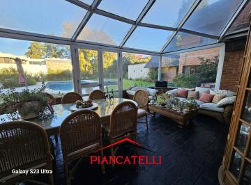 Casa · 1500m² · 7 Ambientes · 1 Cochera · Venta de Casa 7 Ambientes en San Diego Moreno