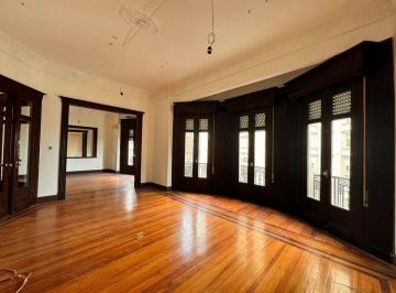 Departamento · 130m² · 4 Ambientes · Alquiler Of de Estilo, Plaza Independencia 130 m²