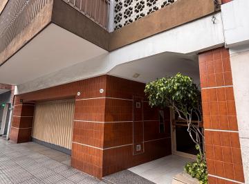 Departamento de 2 ambientes, Caballito · Alquiler 2 Ambientes Contrafrente con Cochera