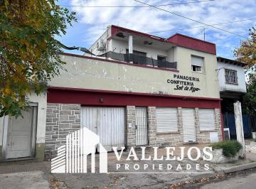 Depósito · 384m² · 6 Ambientes · 1 Cochera · Local Deposito y Vivienda en Llavallol - Venta
