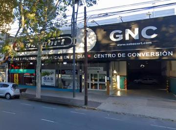 Local comercial · 1740m² · 10 Ambientes · 20 Cocheras · Gran Local con Oficinas y Galpon en Zona Sur Rosario