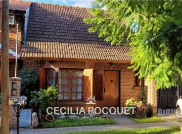 Casa · 80m² · 2 Ambientes · 2 Cocheras · Casa Duplex en Venta en Barrio Puertas del Sol Ciudad Evita