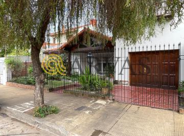 Casa de 5 ambientes, San Fernando · Casa en Victoria - 3 Dorm - Playroom - Patio - Quincho