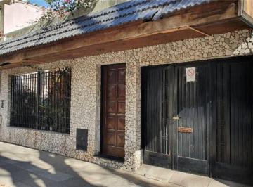 Casa · 150m² · 6 Ambientes · Venta Casa Caballito