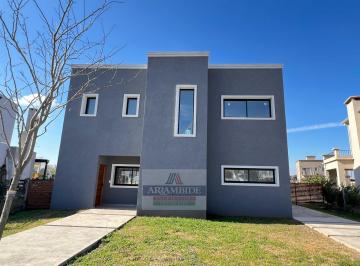 Casa · 167m² · 5 Ambientes · 2 Cocheras · Casa - San Pablo