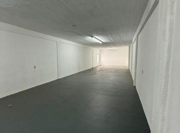Depósito · 90m² · Depósito en Floresta