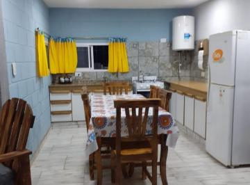 Casa · 60m² · 3 Ambientes · 1 Cochera · Semana Santa! Alquilo Casa con Pileta en Las Sierras