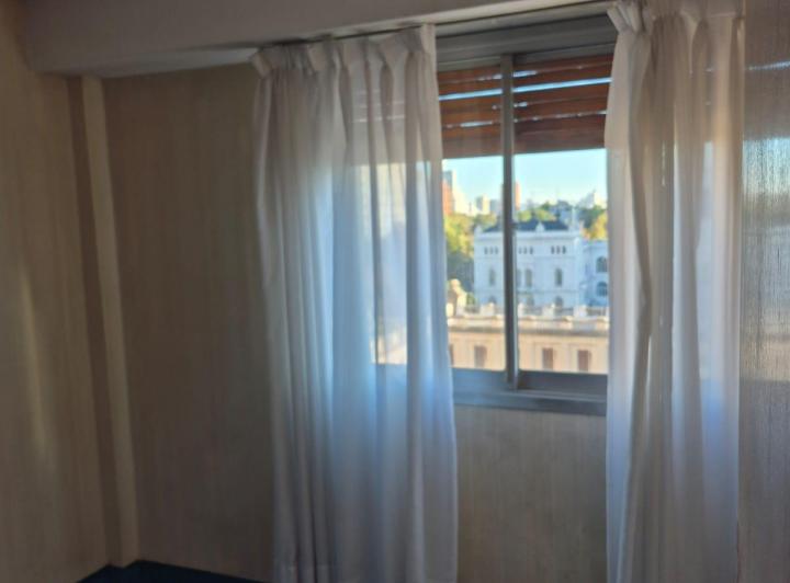 Departamento · 200m² · 6 Ambientes · 1 Cochera