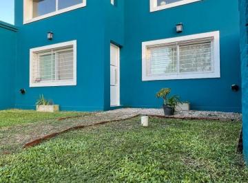 Casa de 4 ambientes, Cañuelas · Venta Alejandro Petion Casa de 2 Dorm. Apto Credito Impecable Estado