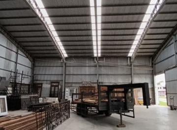 Bodega-Galpón · 414m² · Galpon en Venta, Esquina Comercial E Industrial.