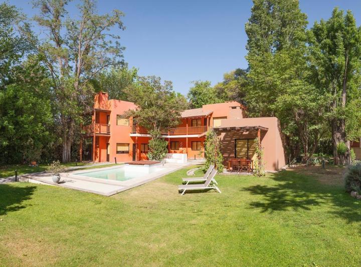 Quinta vacacional · 333m² · 9 Ambientes · 11 Cocheras