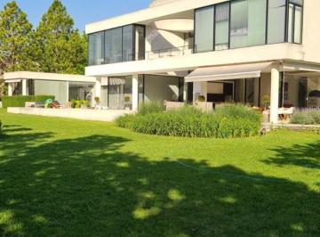 Casa · 1100m² · 11 Ambientes · 5 Cocheras · Casa en Alquiler Ubicado en Altos del Pilar, Pilar, G. B. a. Zona Norte