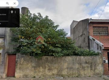 Terreno · 302m² · Terreno de 302 m², Ubicado en Chascomus 1141 Lanus Este