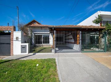 PH · 57m² · 3 Ambientes · 1 Cochera · PH en Venta en Martinez