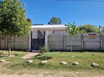 Casa · 96m² · 3 Ambientes · Casa en Venta en Villa Dolores, Zona Costanera Sur, Traslasierra!