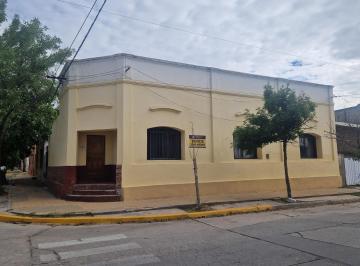 Casa · 180m² · 5 Ambientes · Casa en Venta en Centro de Villa Dolores, Traslasierra!