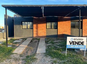 Casa · 86m² · 5 Ambientes · 2 Cocheras · Casa en Docta