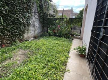 PH · 43m² · 2 Ambientes · PH en Arroyito