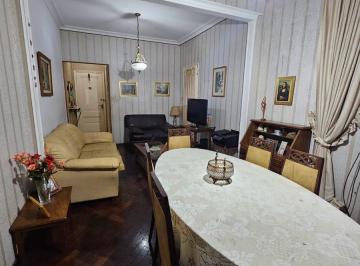 Departamento · 70m² · 5 Ambientes · Departamento en Venta de 2 Dorm.