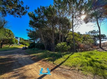 Terreno , Costa Esmeralda · Venta - Inversión Ideal: Terreno Arbolado Costa Esmeralda m Mar
