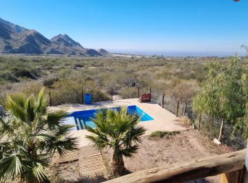 Casa de 7 ambientes, El Challao · Casa a La Venta en El Challao