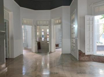 Local comercial · 450m² · 12 Ambientes · Amplia Casona Para Uso Comercial B° General Paz