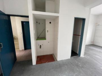 Oficina comercial · 28m² · 1 Ambiente · Oficina 1 Amb Luminosa con Baño y Kitchenette