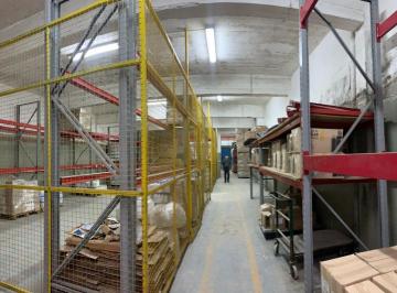 Bodega-Galpón · 725m² · Galpón en Venta en Villa Martelli