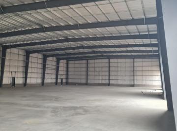 Bodega-Galpón · 2100m² · Galpón en Alquiler en Jose León Suarez