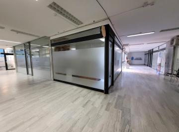Oficina comercial · 18m² · 2 Ambientes · Alquiler/venta Oficina en Galeria Jardin - Centro de Neuquen