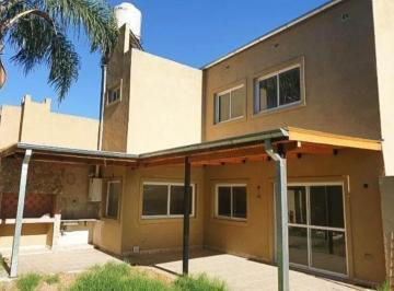 Casa · 220m² · 5 Ambientes · 2 Cocheras · Casa a Estrenar Rincon de Milberg