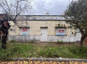 Casa de 3 ambientes, Morón · Casa 3 Ambientes a Refaccionar - Apto Crédito - Lote 10x34 - Morón Sur
