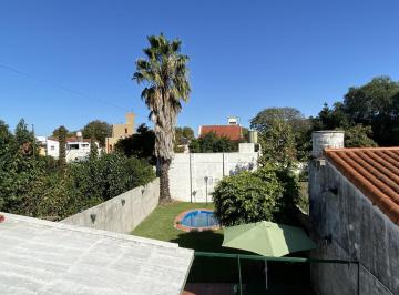 Vista de jardín desde terraza · Casa 5 Ambientes Sobre Lote 8.66 X 50 en Munro
