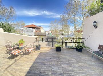 Casa · 135m² · 4 Ambientes · Hermosa Casa Ex Municipal de 4 Amb con 2 Baños, Gran Terraza, Quincho, Patio y Sotano