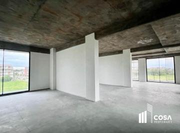 Oficina comercial · 120m² · 3 Ambientes · 3 Cocheras · Alquiler Oficina 3 Ambientes Condo Plaza Mall Tierra Nueva Fisherton