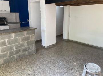 PH de 1 ambiente, Parque Patricios · Departamento en Alquiler de 1 Dormitorio en Parque Patricios