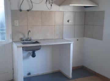 Departamento de 2 ambientes, San Isidro · Familiar Bien Comunicado