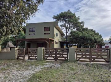 Casa de 8 ambientes, Nueva Atlantis · Dos Duplex + Monoambiente + Cabaña en Nueva Atlantis
