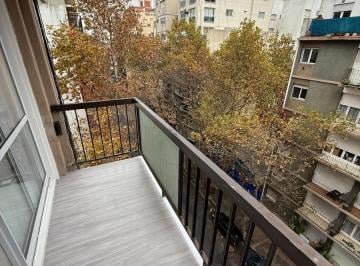 Departamento · 50m² · 2 Ambientes · Departamento en Venta 2 Amb. a La Calle C/balcon y Dependencias, Reciclado en Mar del Plata