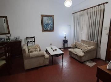 Casa de 5 ambientes, Córdoba · Vendo Casa Sobre Av Rio Bamba