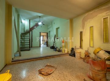 Estar · Casa en Venta - 4 Ambientes + Departamento - Villa Adelina