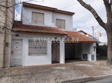 Casa de 6 ambientes, Vicente López · Casa en Venta - 4 Ambientes + Departamento - Villa Adelina