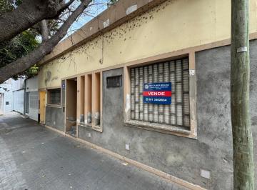 Casa de 5 ambientes, Córdoba · Excelente Oportunidad de Inversión en Zona Estratégica de Güemes