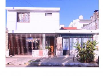Casa · 193m² · 5 Ambientes · 1 Cochera · Casa 3 Dorm. Centro de La Calera Cordoba