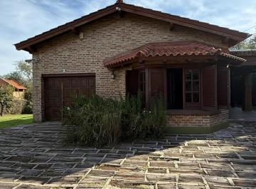 Casa · 1000m² · 7 Ambientes · 2 Cocheras · Hermosa Propiedad en Venta| Bº Loma Hermosa| Santa Rosa de Calamuchita