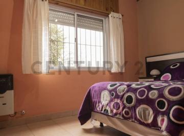 PH · 86m² · 4 Ambientes · Venta PH 4 Ambientes con Patio Techado Rebatible, Parque Chas - a m de Plazoleta Italia