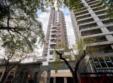 Departamento · 70m² · 4 Ambientes · 1 Cochera · Dpto + Cochera en Alquiler Sobre Bv.