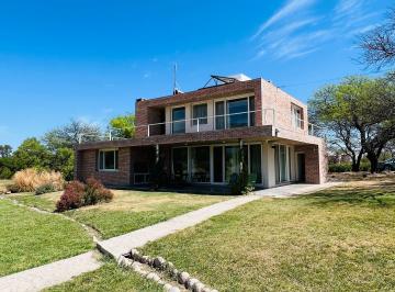 Casa de 4 ambientes, Villa de Las Rosas · Moderna Casa en Villa de Las Rosas - Oveja Negra
