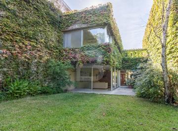 Casa · 230m² · 5 Ambientes · Casa en Venta, Zona Villa Crespo